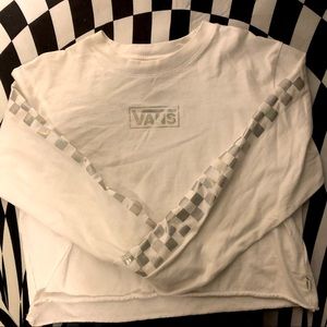 long sleeved cropped vans tee